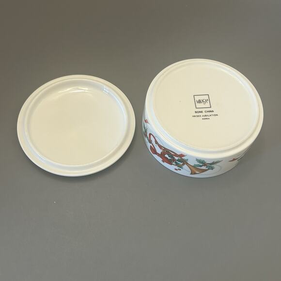 Mikasa Jubilation Trinket Candy Dish Christmas Holly French Horn Bow Korea VTG - Picture 3 of 5